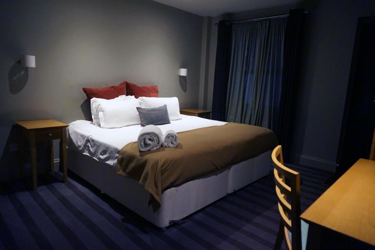 The Penny Farthing Hotel เบิร์กเคมสเต็ด ภายนอก รูปภาพ