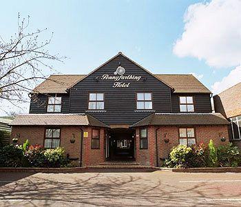 The Penny Farthing Hotel เบิร์กเคมสเต็ด ภายนอก รูปภาพ
