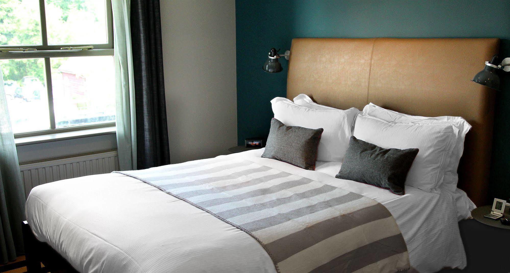 The Penny Farthing Hotel เบิร์กเคมสเต็ด ภายนอก รูปภาพ
